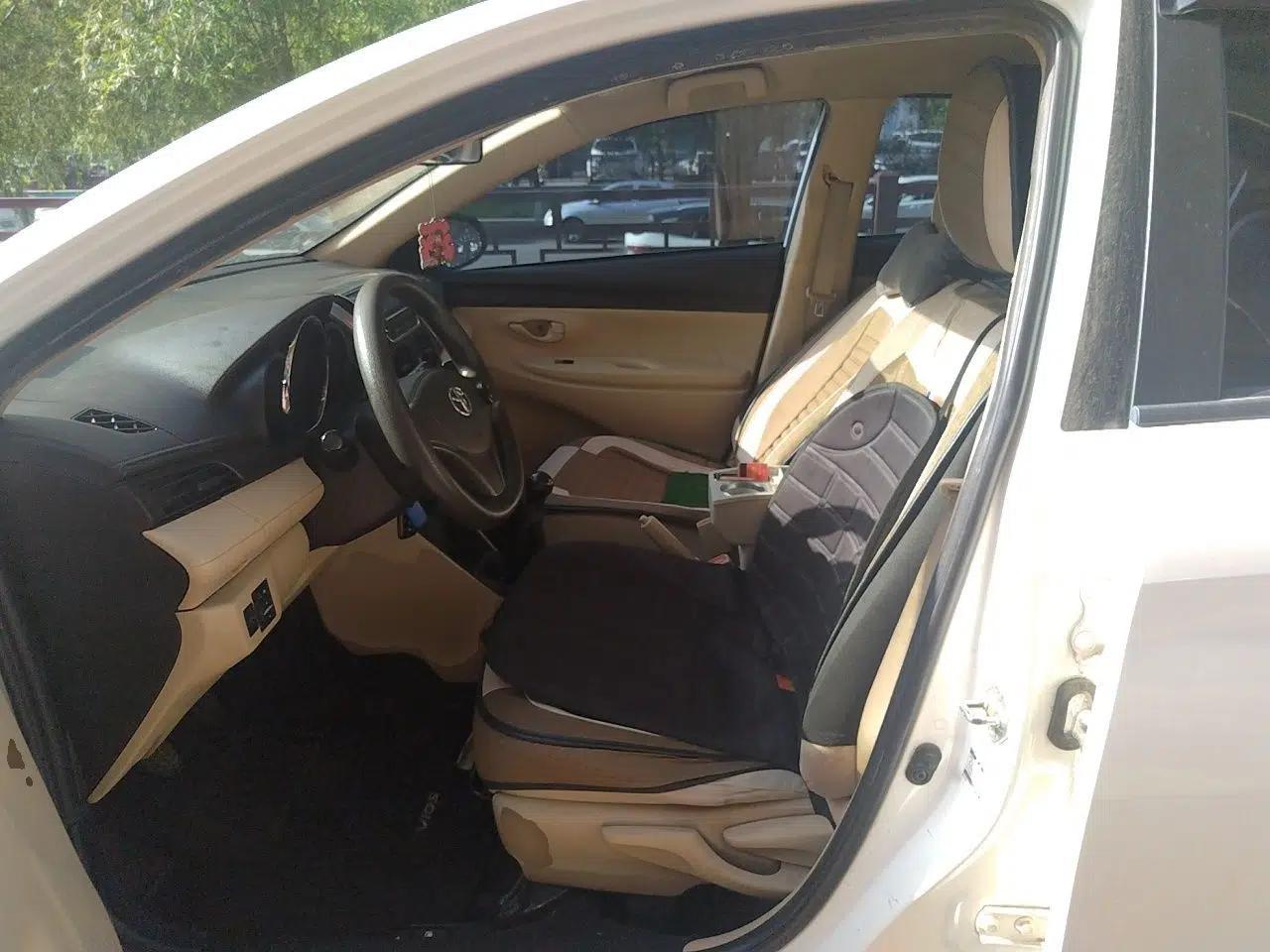 Toyota Vios 2014 1.5L Manual ZhiZhen Edition — миниатюра 15