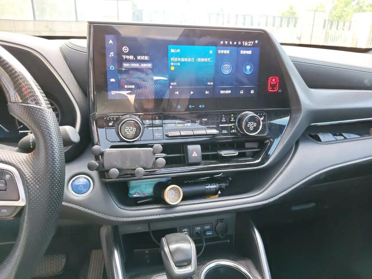 Toyota Crown Kluger 2021 2.5L HEV Four-Wheel Drive Premium Edition — миниатюра 13