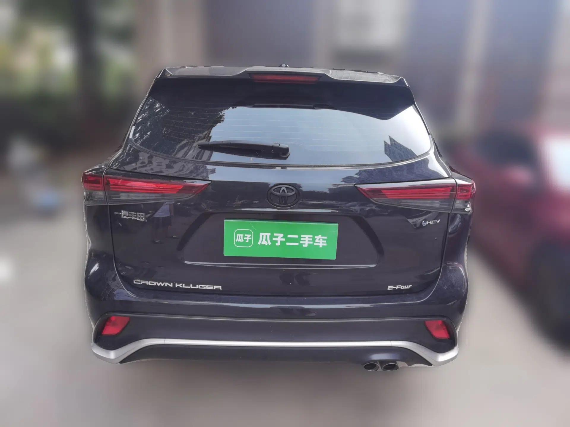 Toyota Crown Kluger 2024 2.5L HEV Four-Wheel Drive Luxury Edition — миниатюра 5