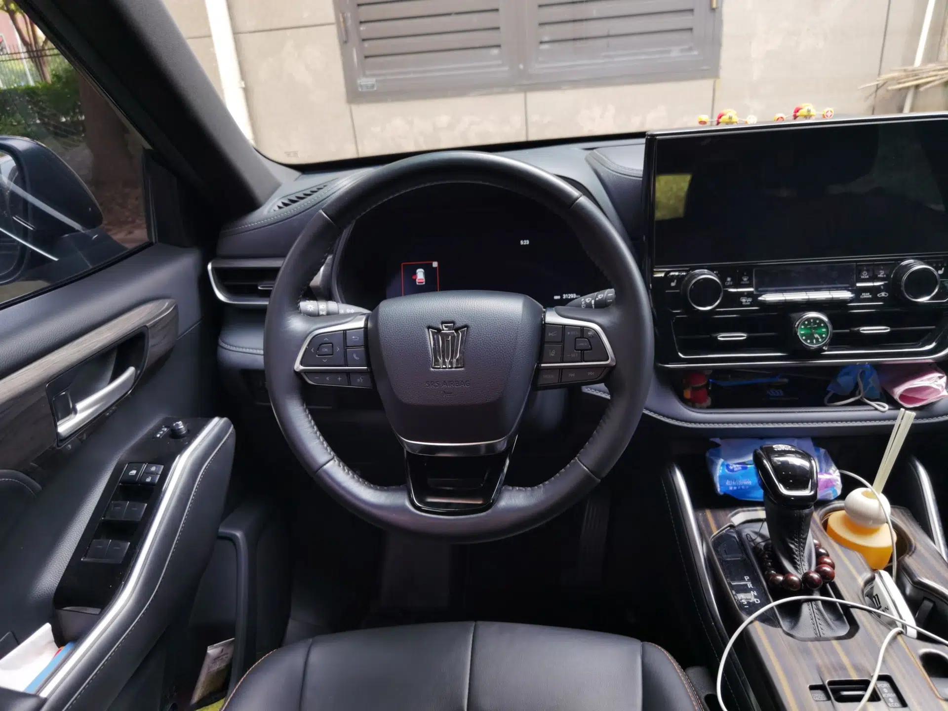 Toyota Crown Kluger 2024 2.5L HEV Four-Wheel Drive Luxury Edition — миниатюра 10