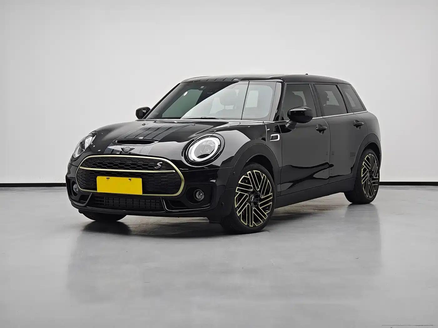 2023 MINI CLUBMAN 2.0T COOPER S Comfort Special Edition — миниатюра 1