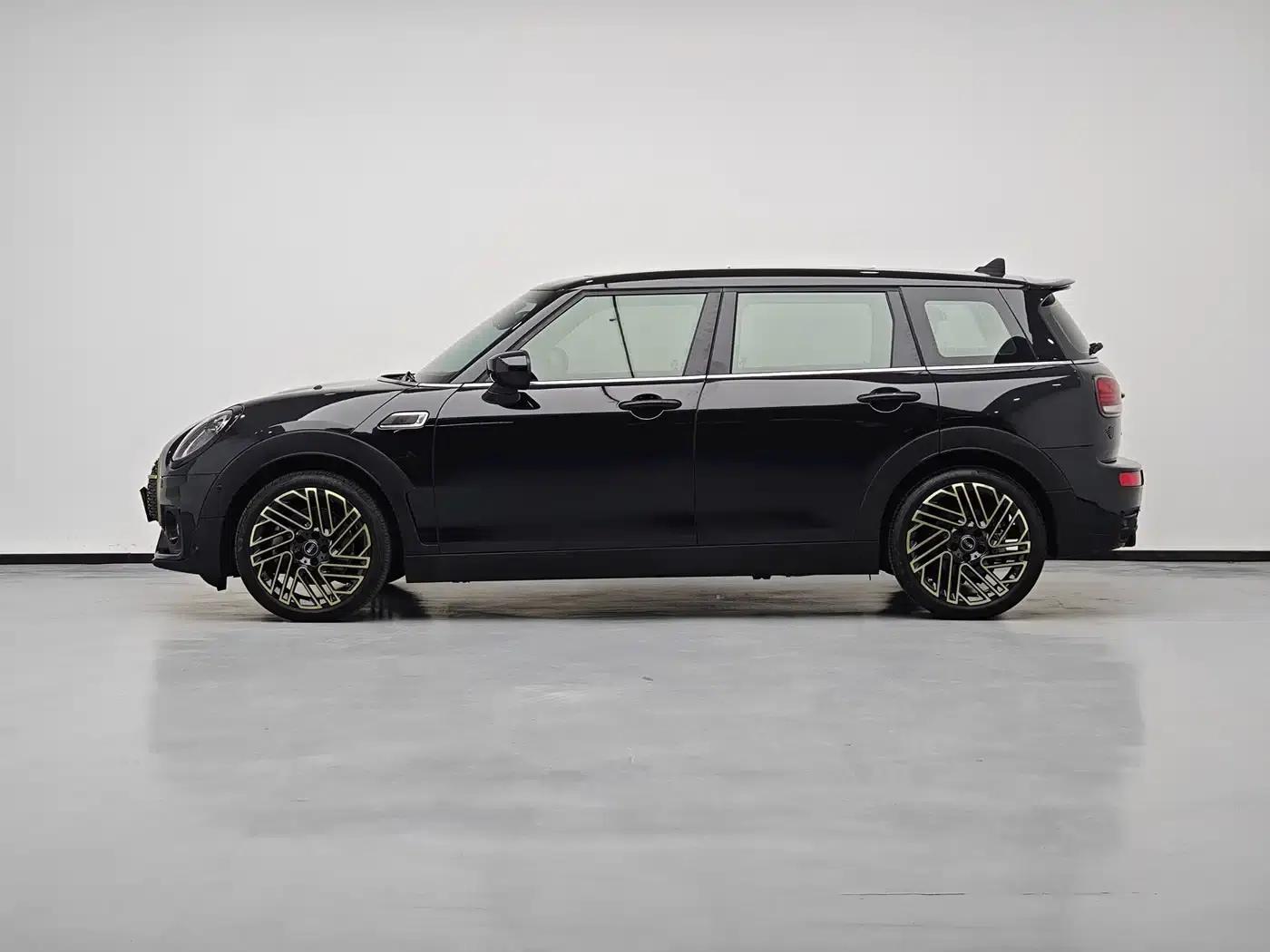 2023 MINI CLUBMAN 2.0T COOPER S Comfort Special Edition — миниатюра 8