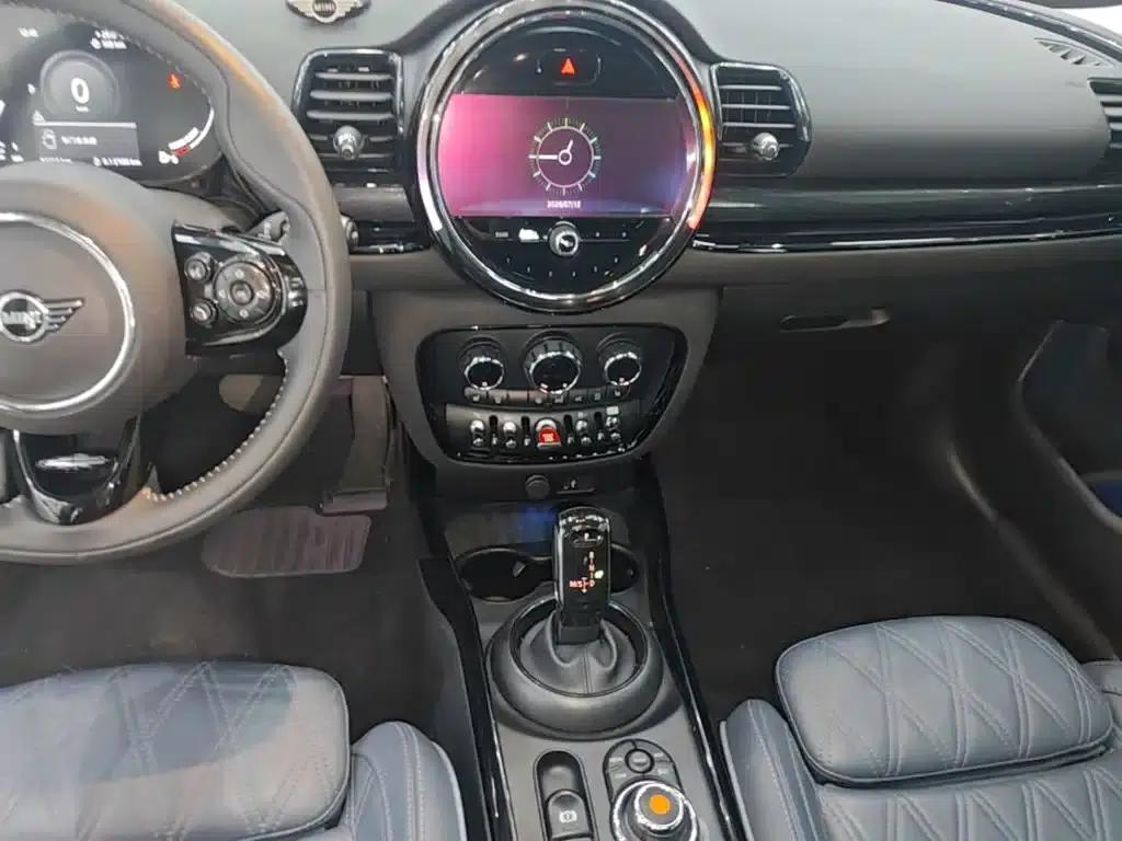2021 MINI CLUBMAN 1.5T COOPER Connoisseur — миниатюра 13