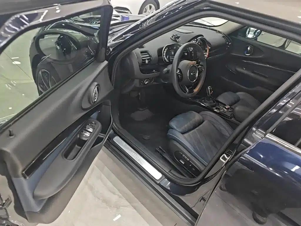 2021 MINI CLUBMAN 1.5T COOPER Connoisseur — миниатюра 16