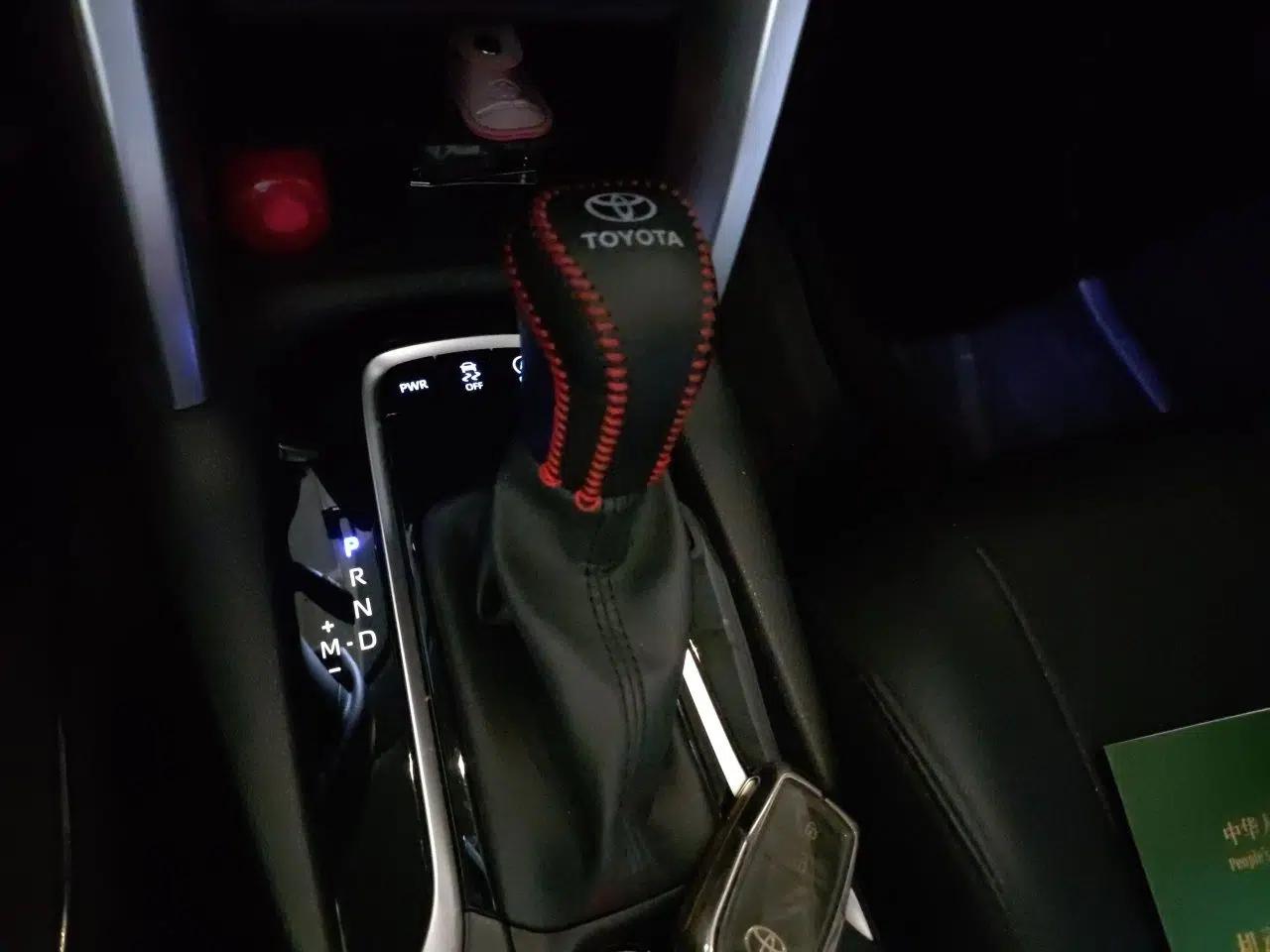 Toyota Corolla Cross 2022 2.0L Elite Edition — миниатюра 14