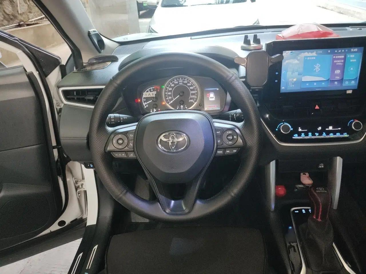 Toyota Corolla Cross 2022 2.0L Elite Edition — миниатюра 10