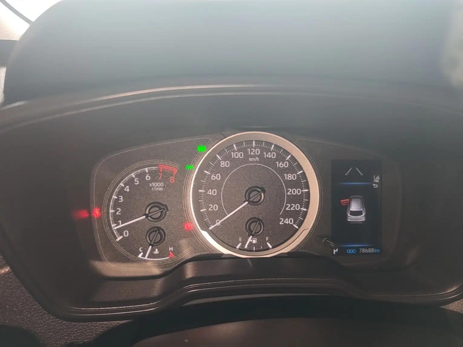 Toyota Corolla Cross 2022 2.0L Pioneer Edition — миниатюра 19