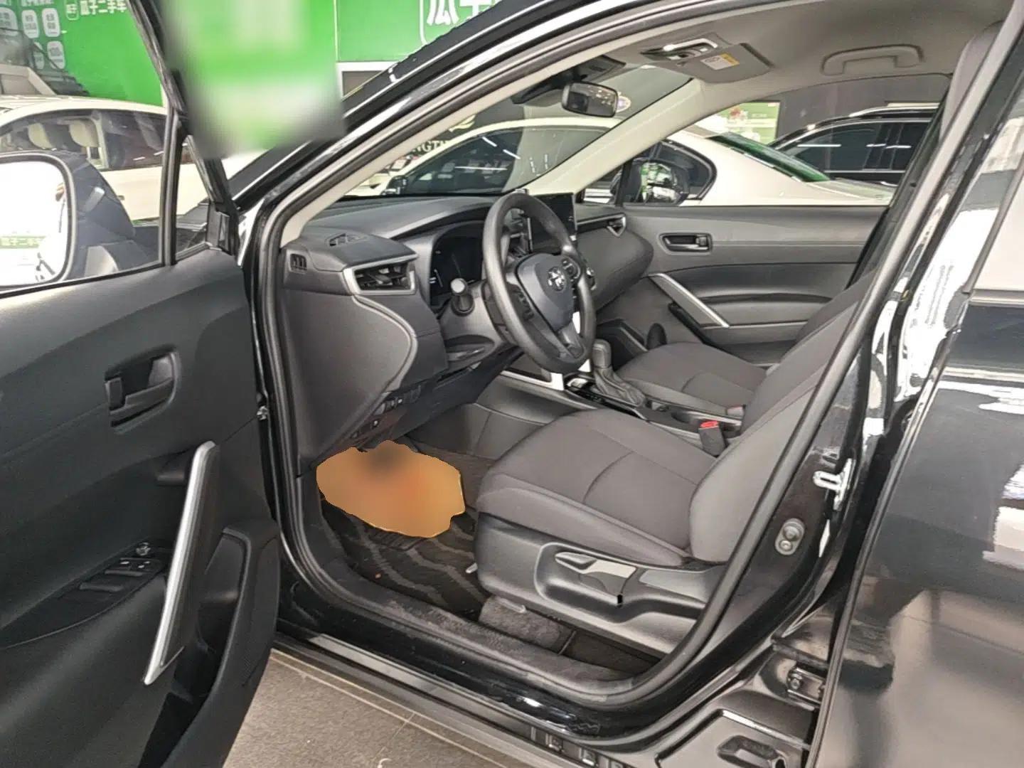 Toyota Corolla Cross 2023 Dual-Motor 2.0L Pioneer Edition — миниатюра 18