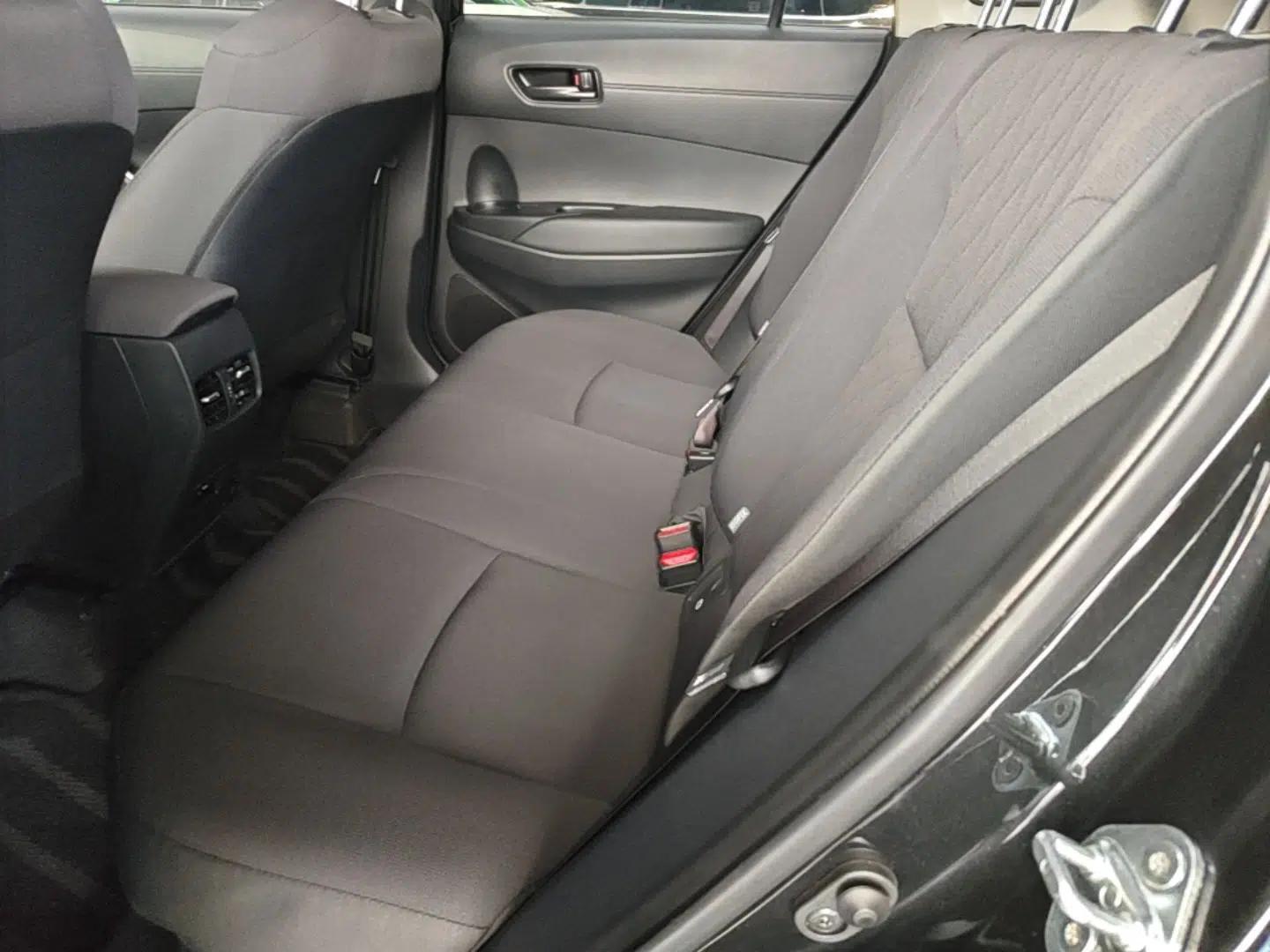 Toyota Corolla Cross 2023 Dual-Motor 2.0L Pioneer Edition — миниатюра 20