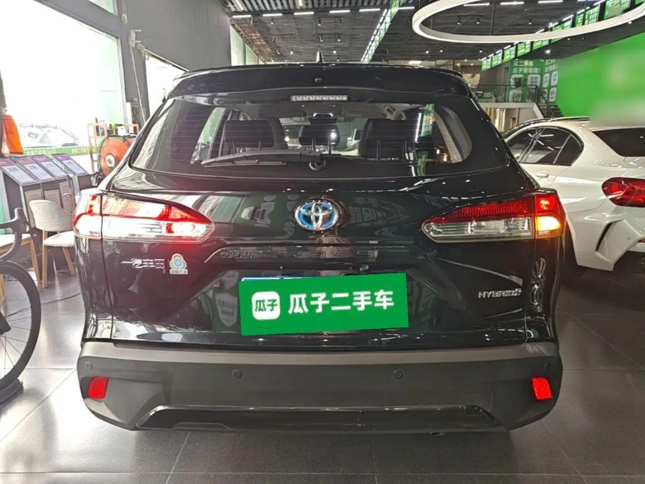 Toyota Corolla Cross 2023 Dual-Motor 2.0L Pioneer Edition — миниатюра 5