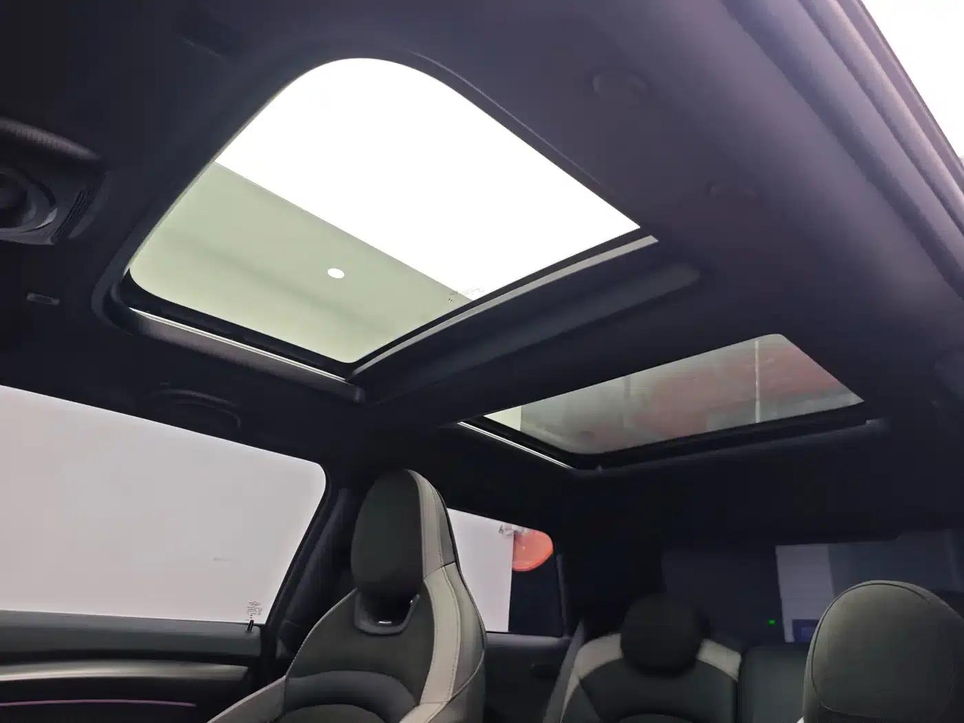 2023 MINI JCW Facelift 2.0T JOHN COOPER WORKS ALL-IN — миниатюра 14