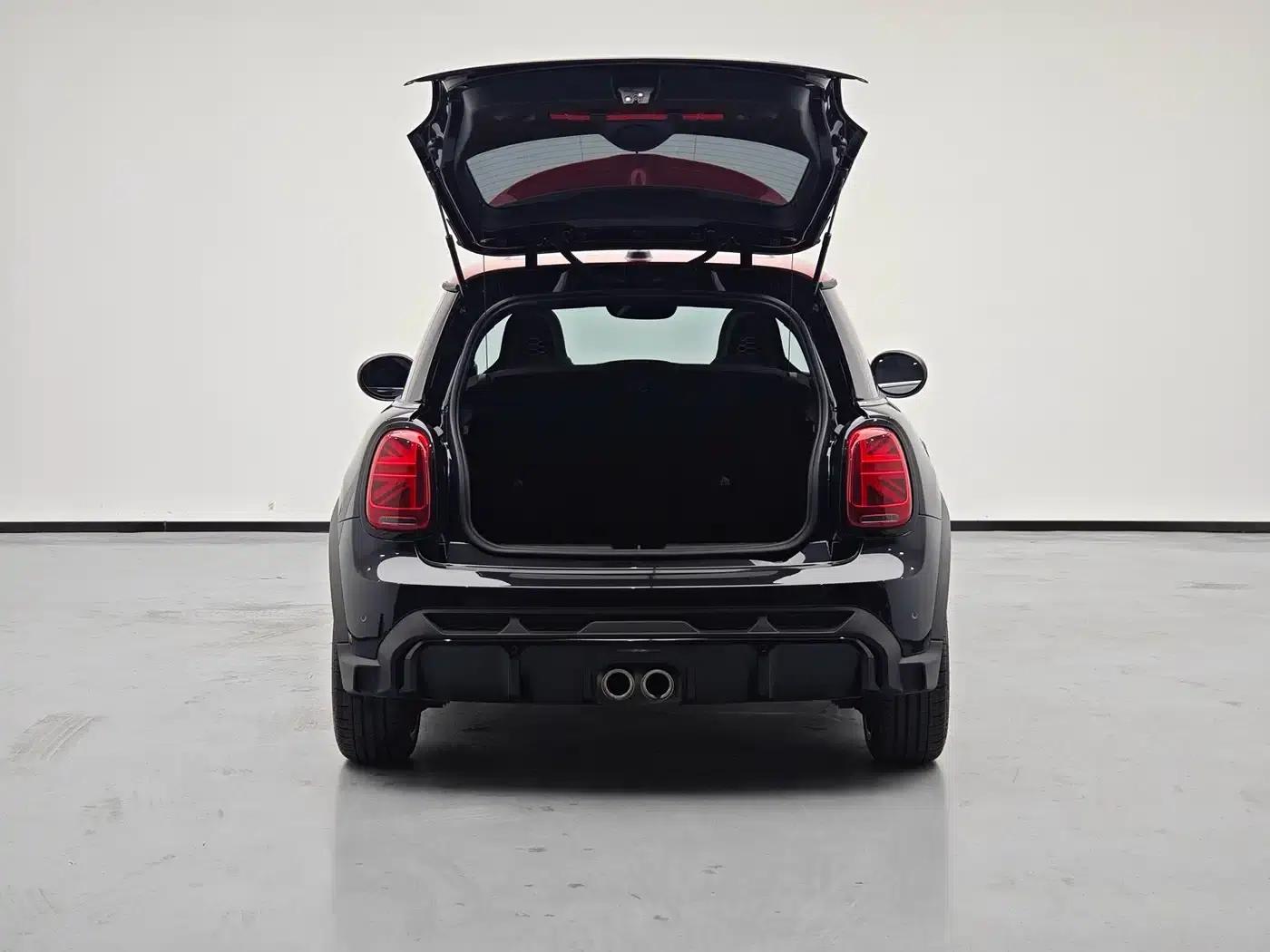 2023 MINI JCW Facelift 2.0T JOHN COOPER WORKS ALL-IN — миниатюра 15