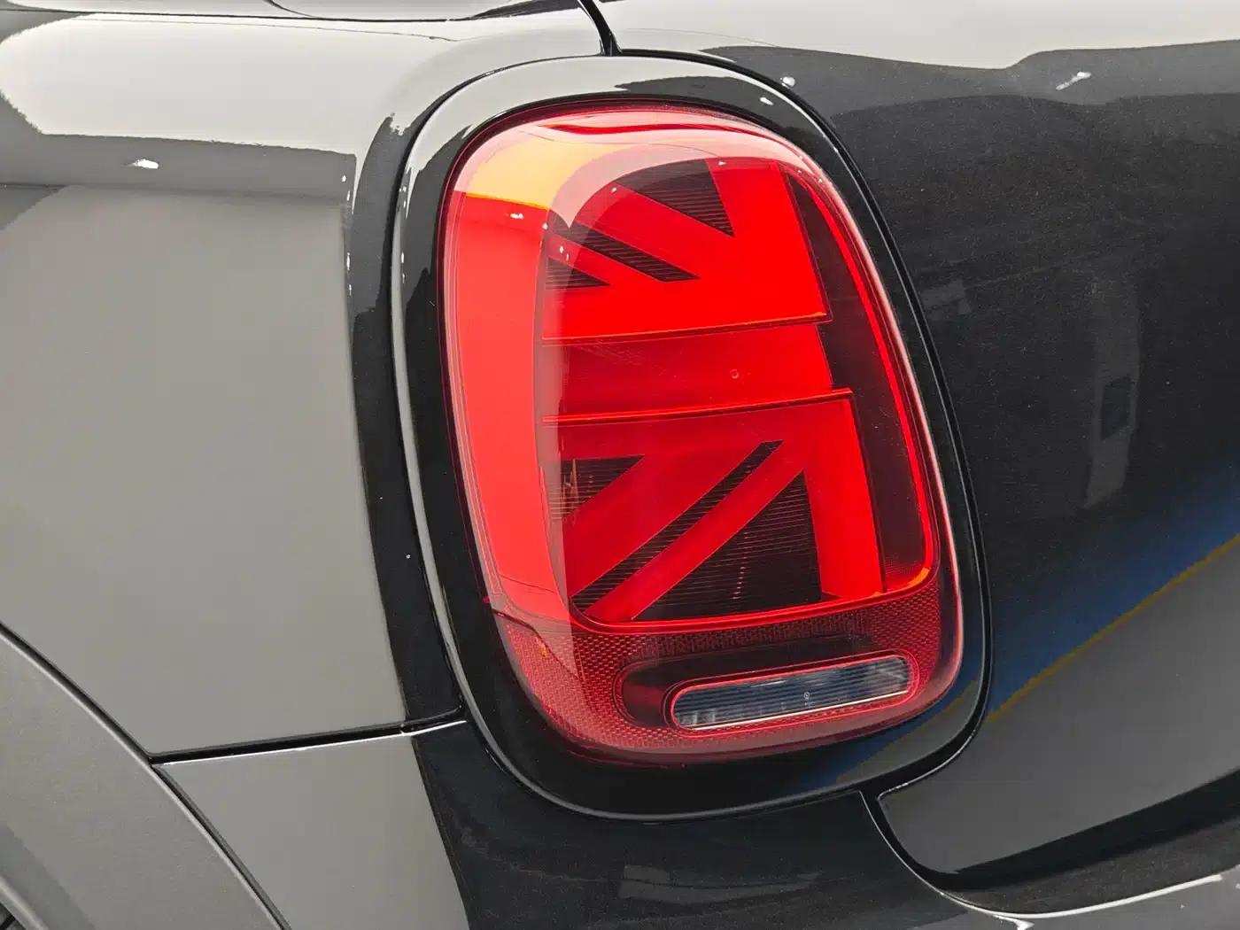 2023 MINI JCW Facelift 2.0T JOHN COOPER WORKS ALL-IN — миниатюра 16