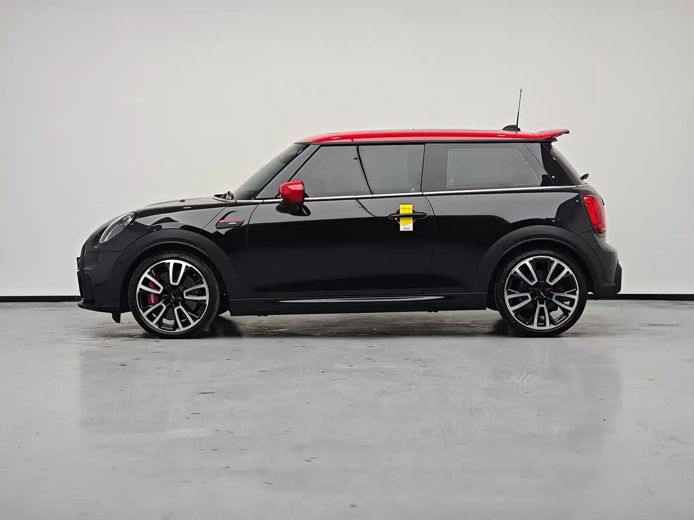 2023 MINI JCW Facelift 2.0T JOHN COOPER WORKS ALL-IN — миниатюра 7
