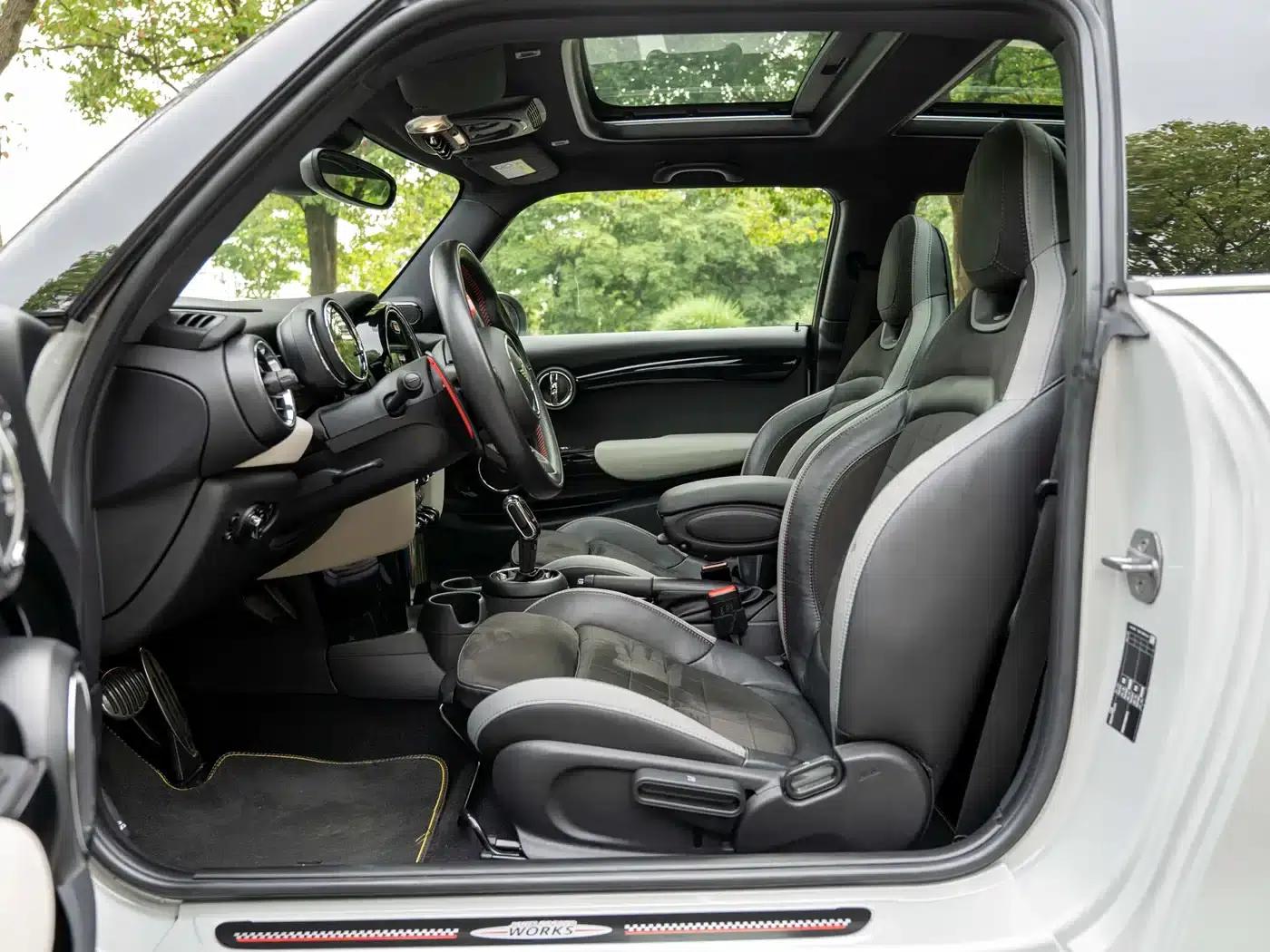 MINI JCW 2020 2.0T JOHN COOPER WORKS ALL-IN — миниатюра 6