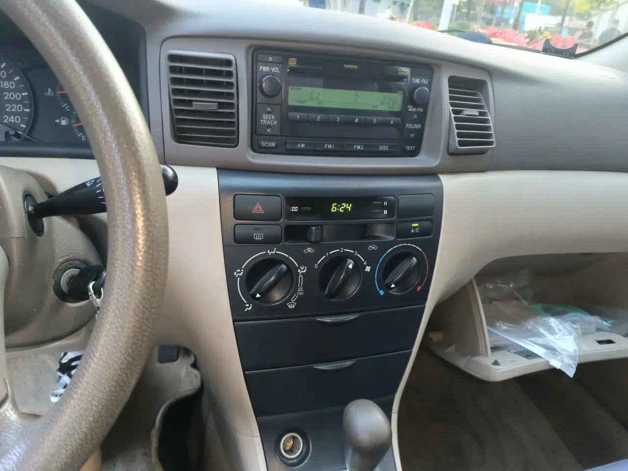 Toyota Corolla EX 2009 1.6L Automatic G Special Edition — миниатюра 13