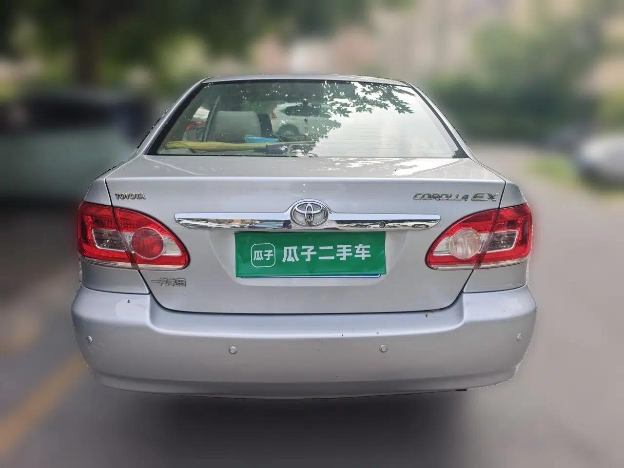 Toyota Corolla EX 2011 1.6L Automatic Classic Edition — миниатюра 5