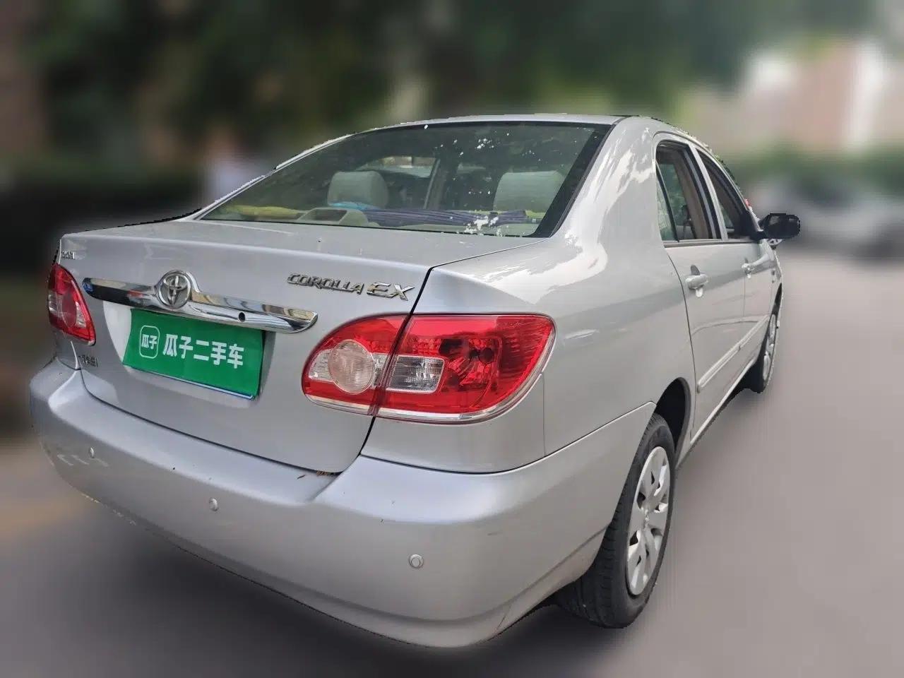 Toyota Corolla EX 2011 1.6L Automatic Classic Edition — миниатюра 6