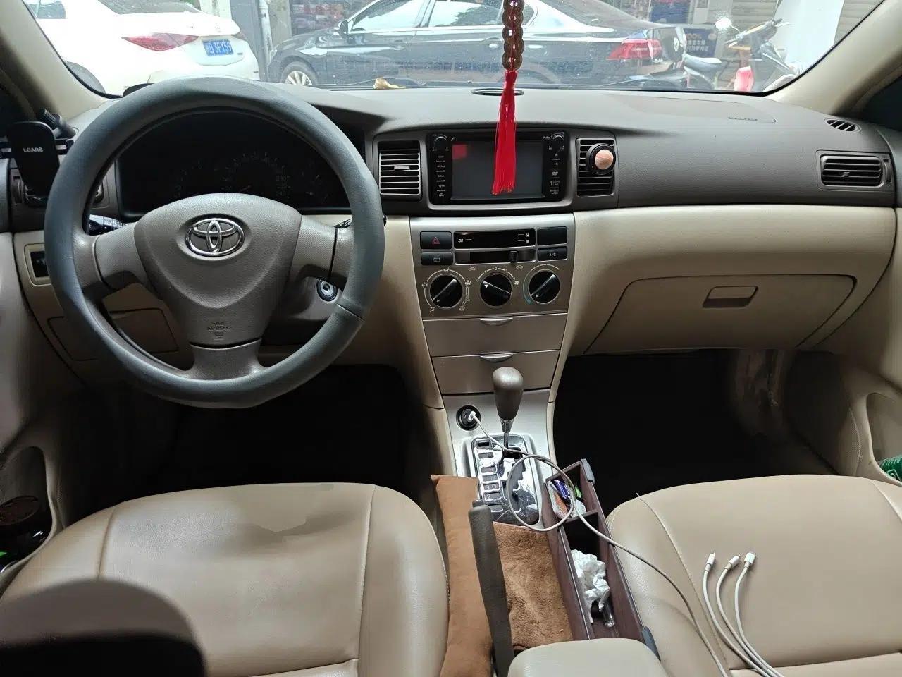 Toyota Corolla EX 2011 1.6L Automatic Classic Edition — миниатюра 9