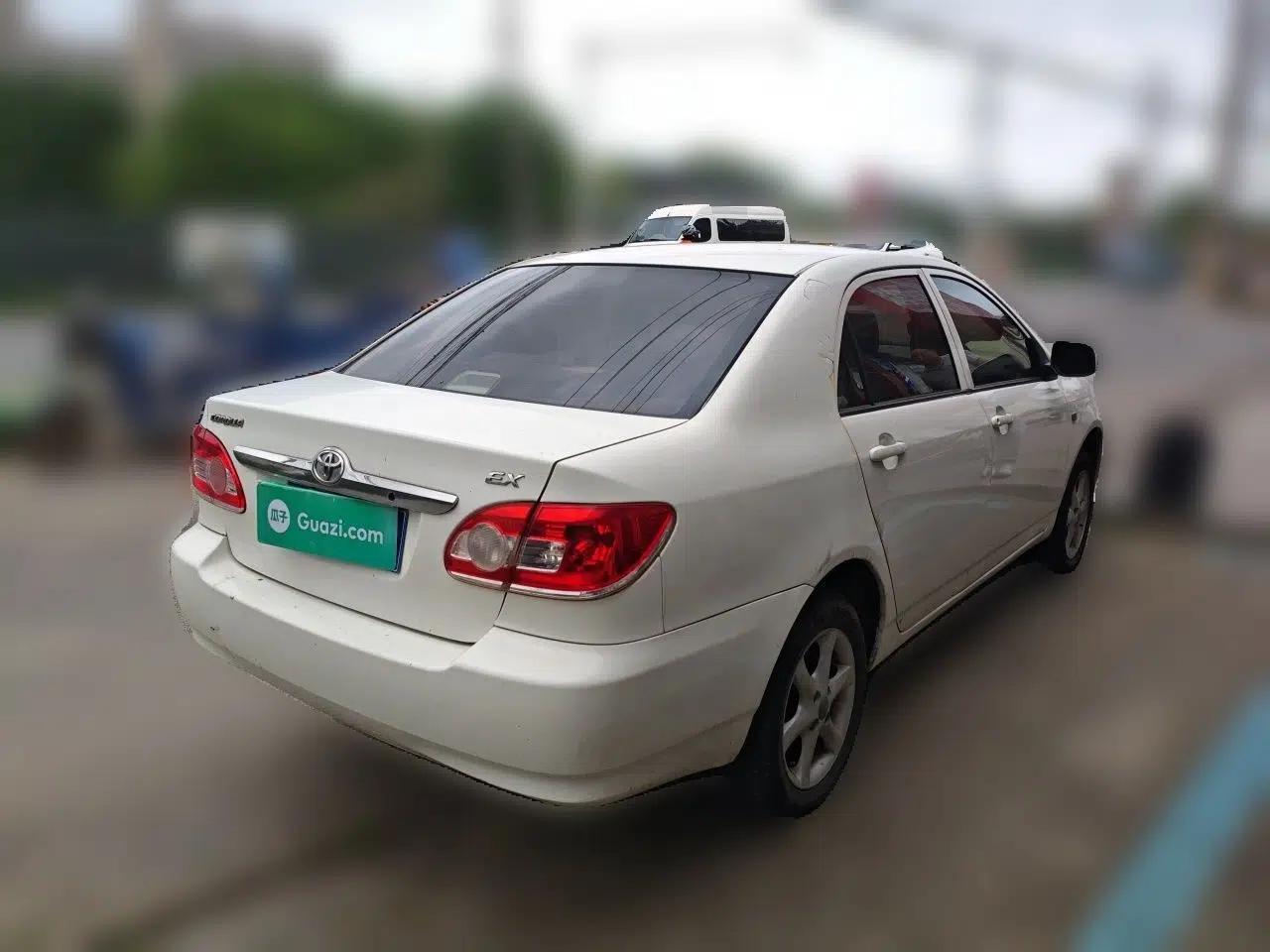 Toyota Corolla EX 2011 1.6L Automatic Classic Edition — миниатюра 6