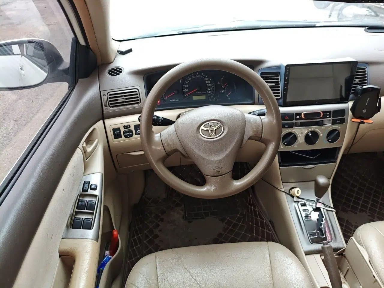 Toyota Corolla EX 2011 1.6L Automatic Classic Edition — миниатюра 10