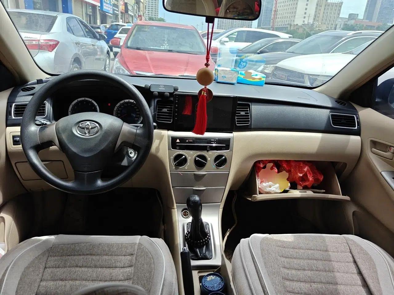 Toyota Corolla EX 2013 1.6L Manual Excellence Edition — миниатюра 9
