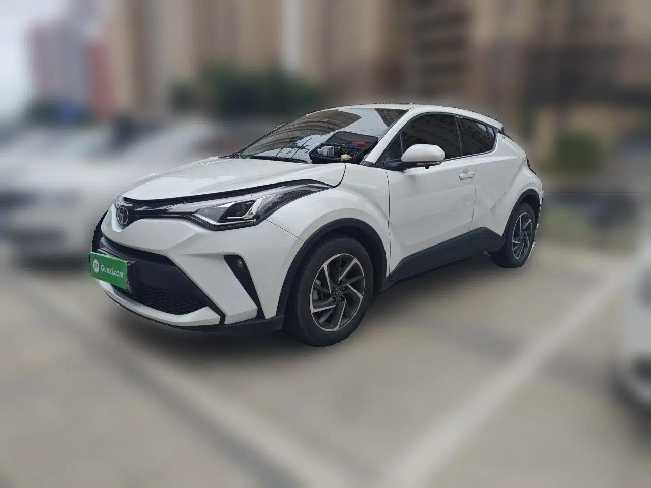 Toyota C-HR 2023 2.0L Luxury Edition — миниатюра 1