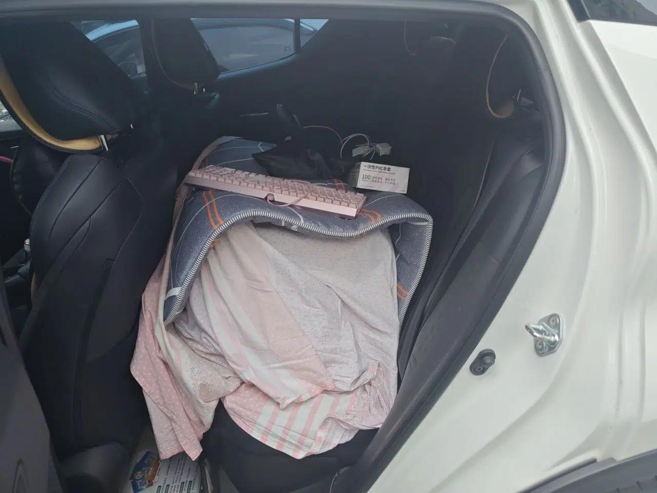 Toyota C-HR 2023 2.0L Luxury Edition — миниатюра 17