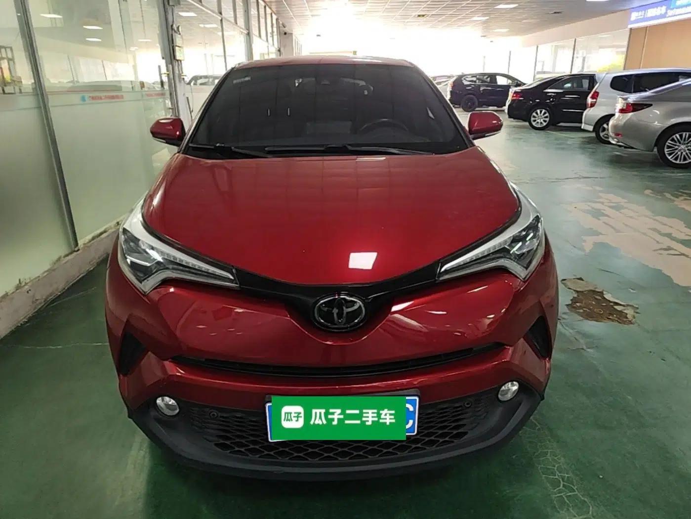 Toyota C-HR 2018 2.0L Luxury Edition China VI Standard — миниатюра 2
