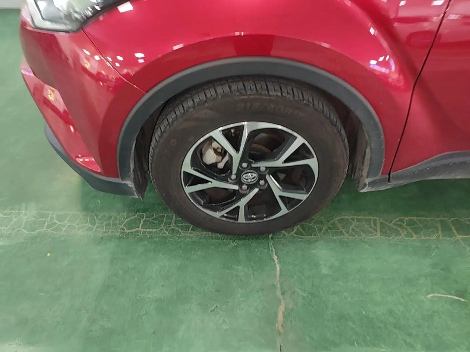 Toyota C-HR 2018 2.0L Luxury Edition China VI Standard — миниатюра 10