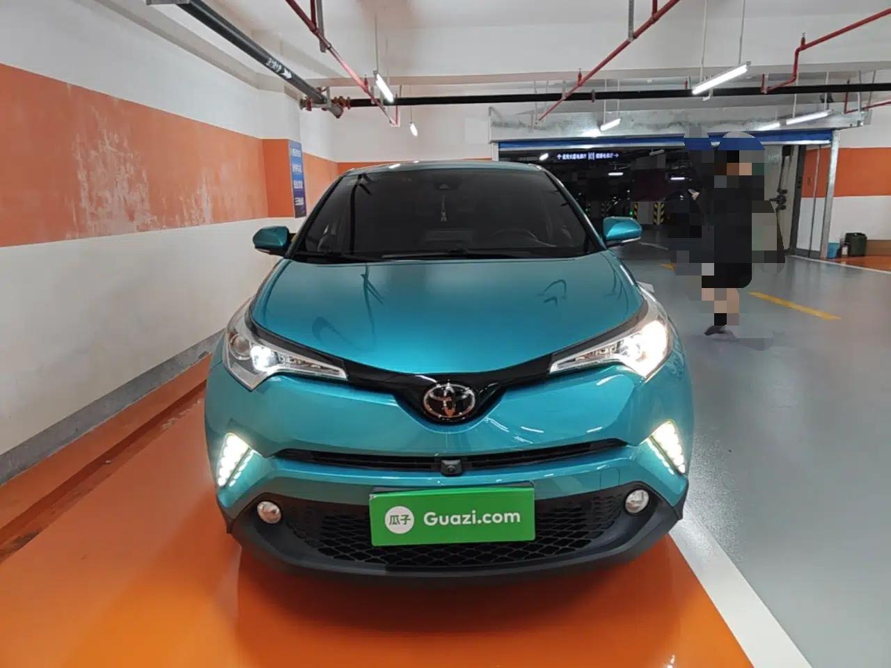 Toyota C-HR 2018 2.0L Leading Edition China V-standard — миниатюра 2