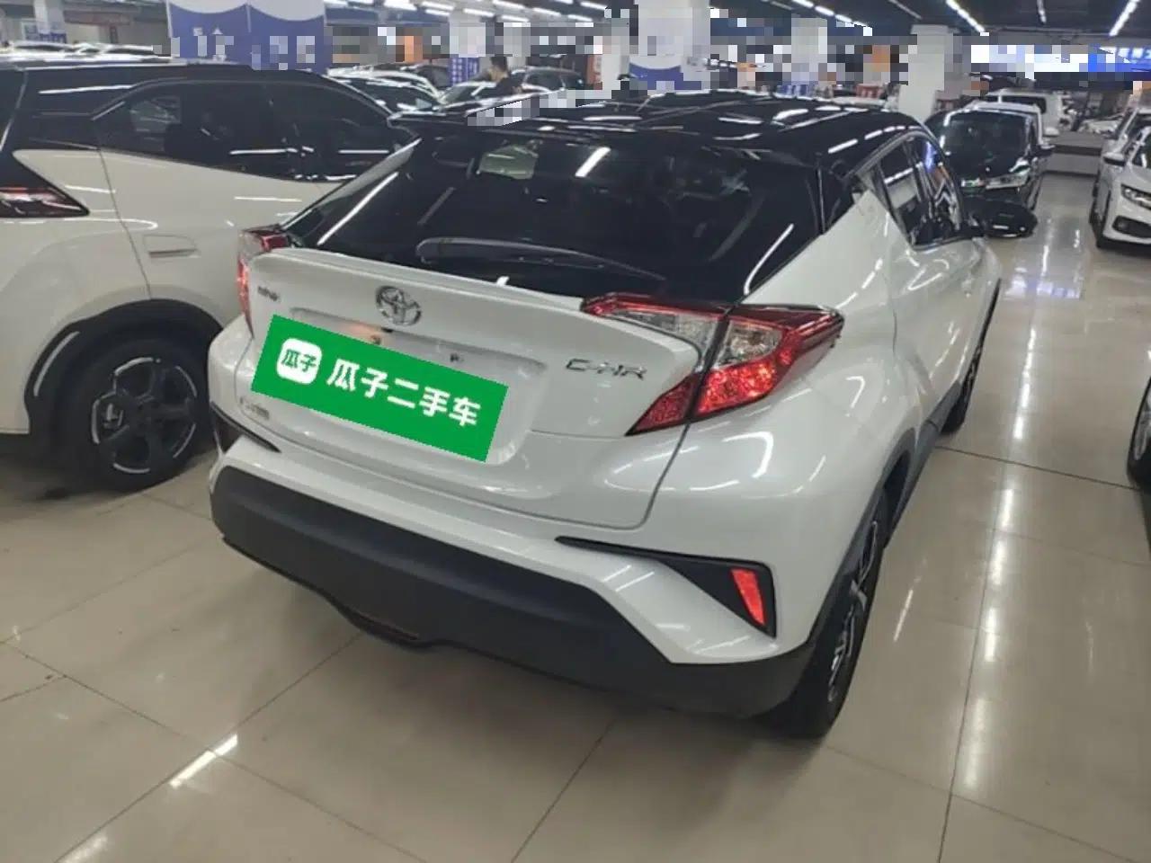 Toyota C-HR 2020 2.0L Leading Edition — миниатюра 6