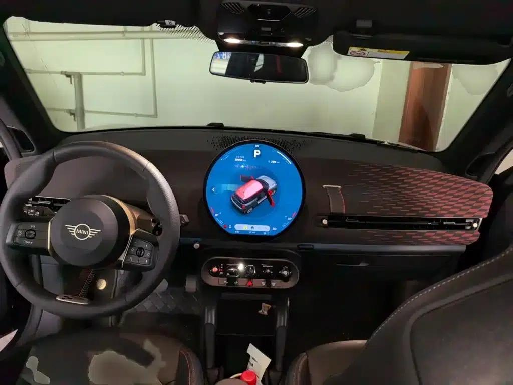2024 Electric MINI Cooper SE Racer (452km) — миниатюра 13
