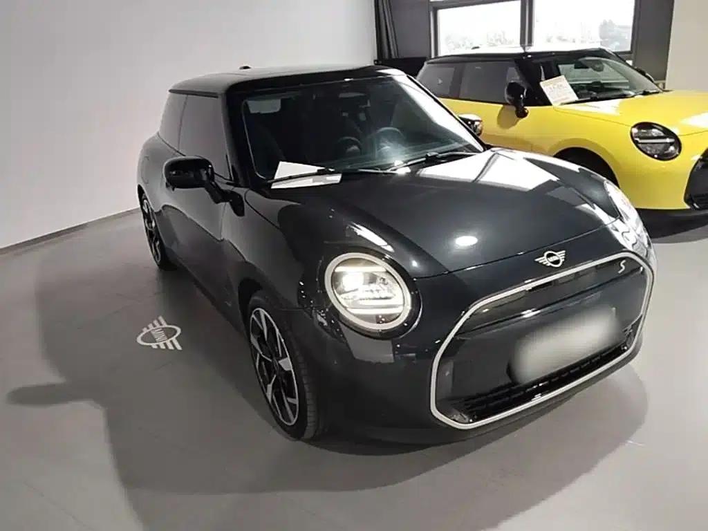 2024 Electric MINI Cooper SE (452km/h) - Artist — миниатюра 4