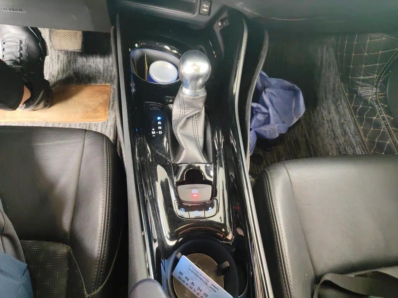 Toyota IZOA 2018 2.0L Yichi Version China VI Standard — миниатюра 14