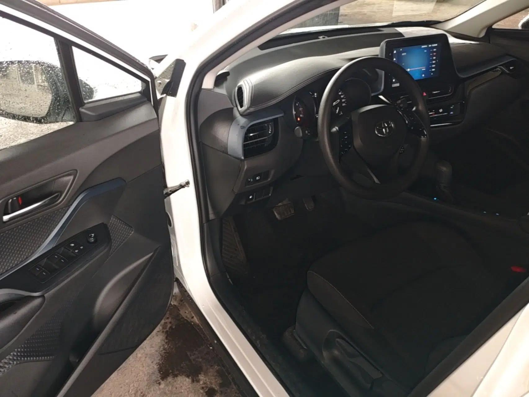 Toyota IZOA 2021 2.0L Enjoy Edition — миниатюра 23