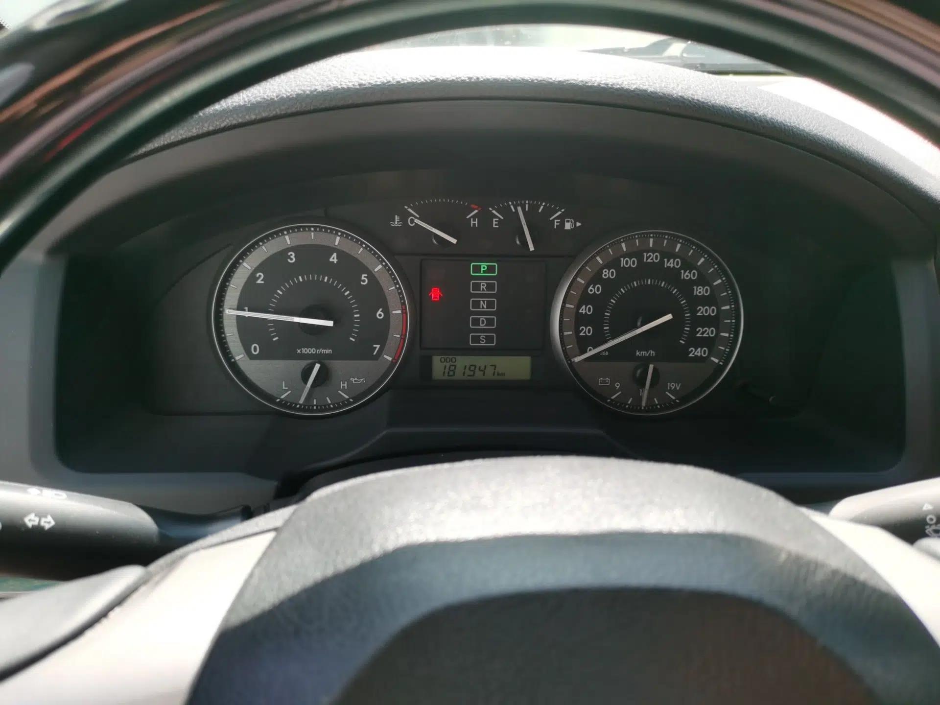 Toyota Land Cruiser 2015 model, automatic transmission, 5 seats, 4.0L (parallel import) — миниатюра 11