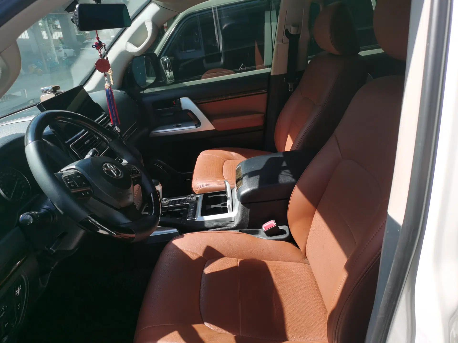 Toyota Land Cruiser 2015 model, automatic transmission, 5 seats, 4.0L (parallel import) — миниатюра 15