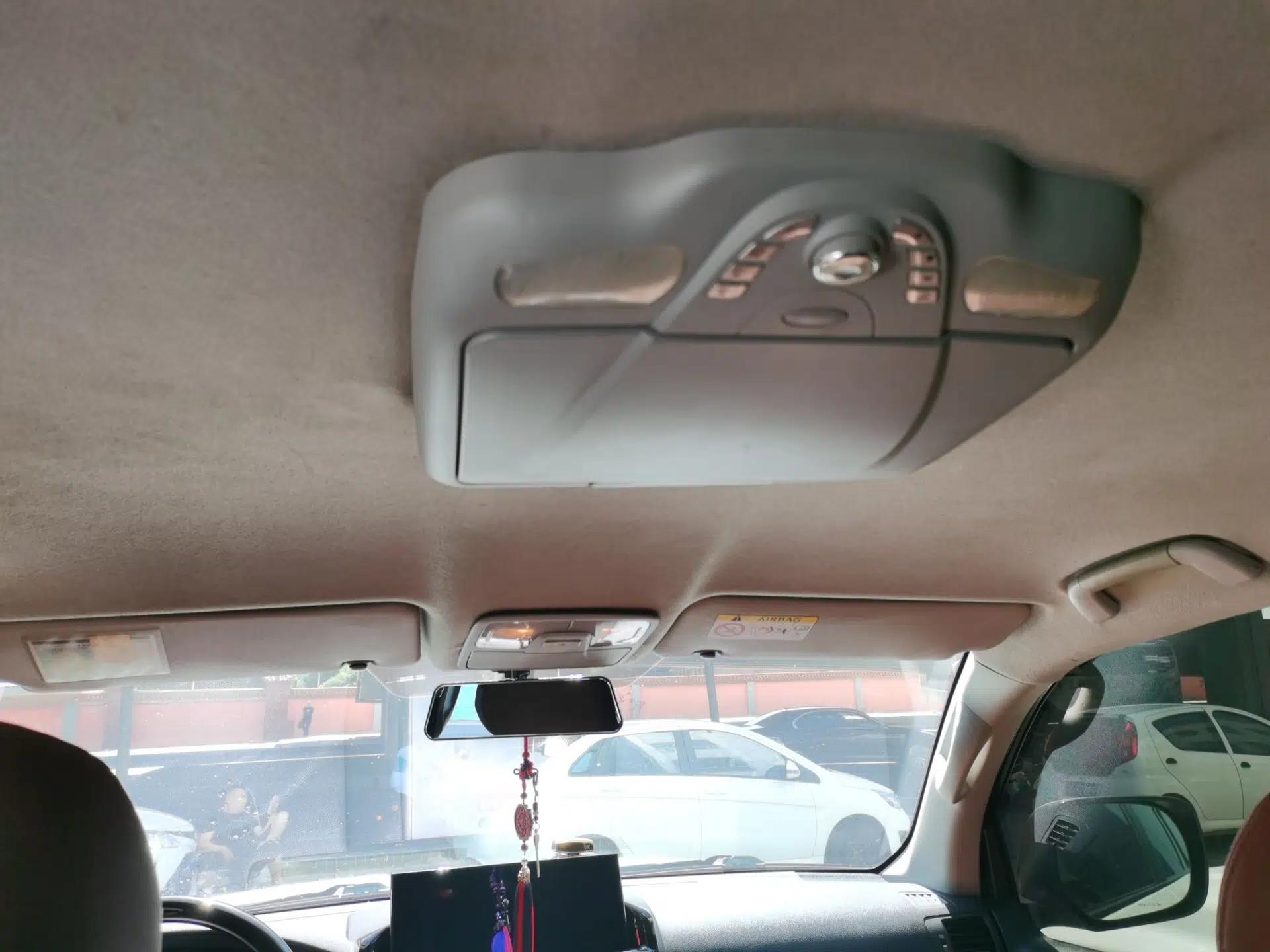 Toyota Land Cruiser 2015 model, automatic transmission, 5 seats, 4.0L (parallel import) — миниатюра 18
