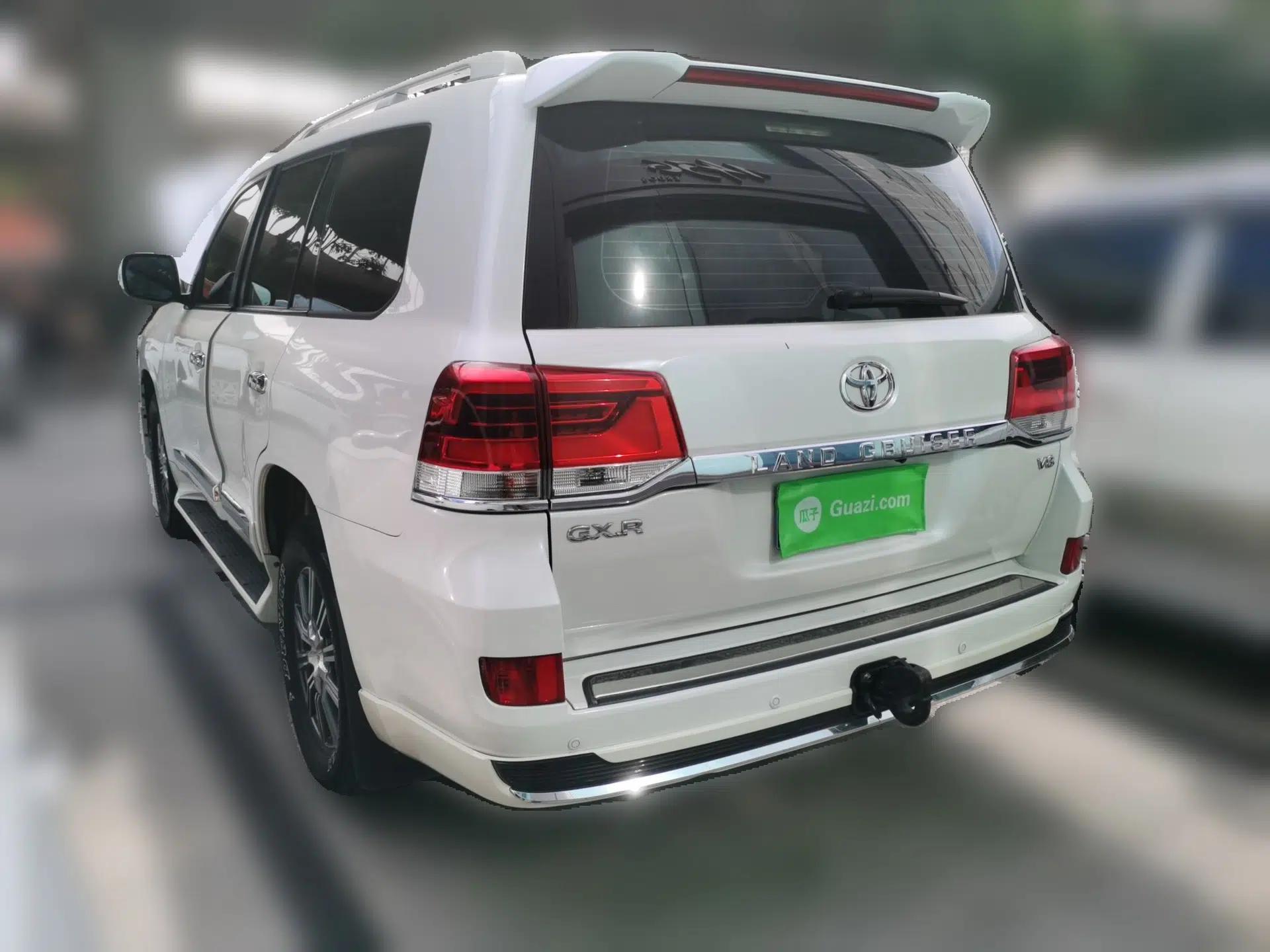 Toyota Land Cruiser 2015 model, automatic transmission, 5 seats, 4.0L (parallel import) — миниатюра 4