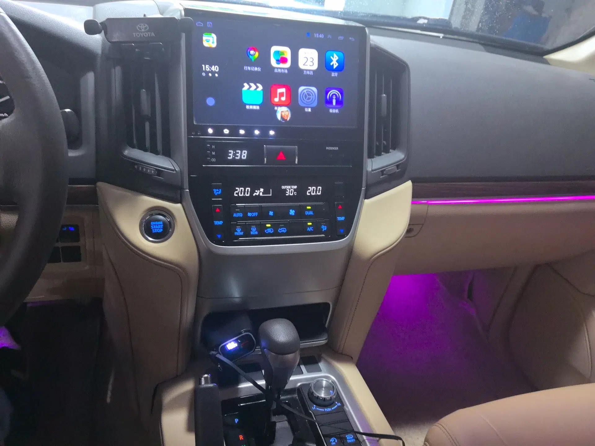Toyota Land Cruiser 2017 4.0L Automatic Parallel Import — миниатюра 13