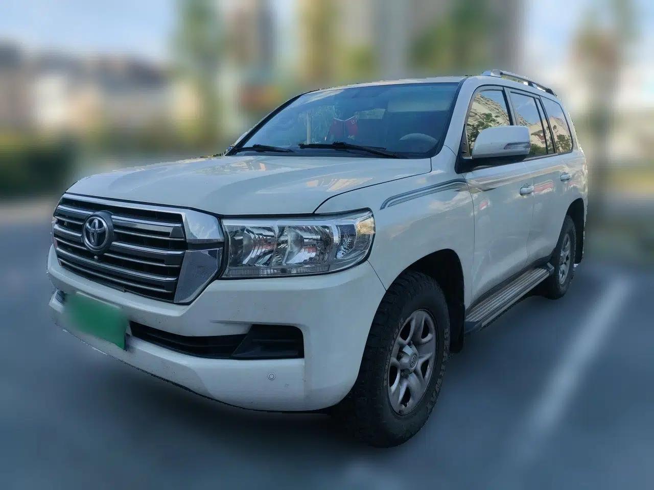 Toyota Land Cruiser 2016 4.0L GX 5-Seater U.S. Specification — миниатюра 1