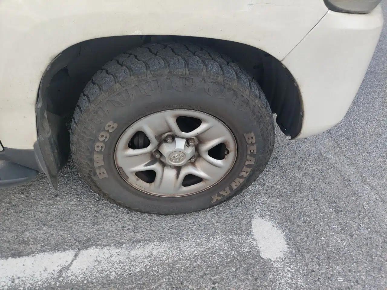 Toyota Land Cruiser 2016 4.0L GX 5-Seater U.S. Specification — миниатюра 8