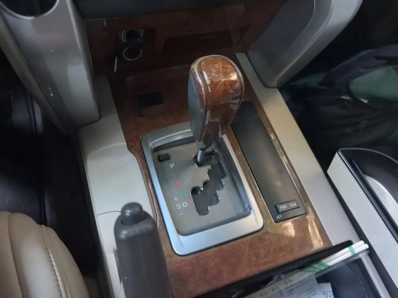 Toyota Land Cruiser Land Cruiser 4.0, 5-seater, parallel import — миниатюра 14