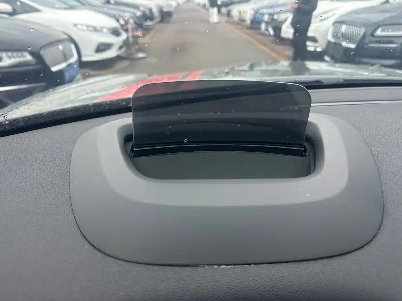 MINI JCW COUNTRYMAN 2023 2.0T JOHN COOPER WORKS — миниатюра 14