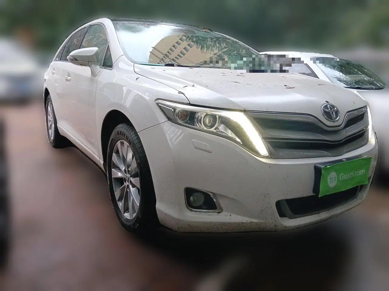 Toyota Venza 2013 2.7L 4x4 Luxury Edition — миниатюра 3