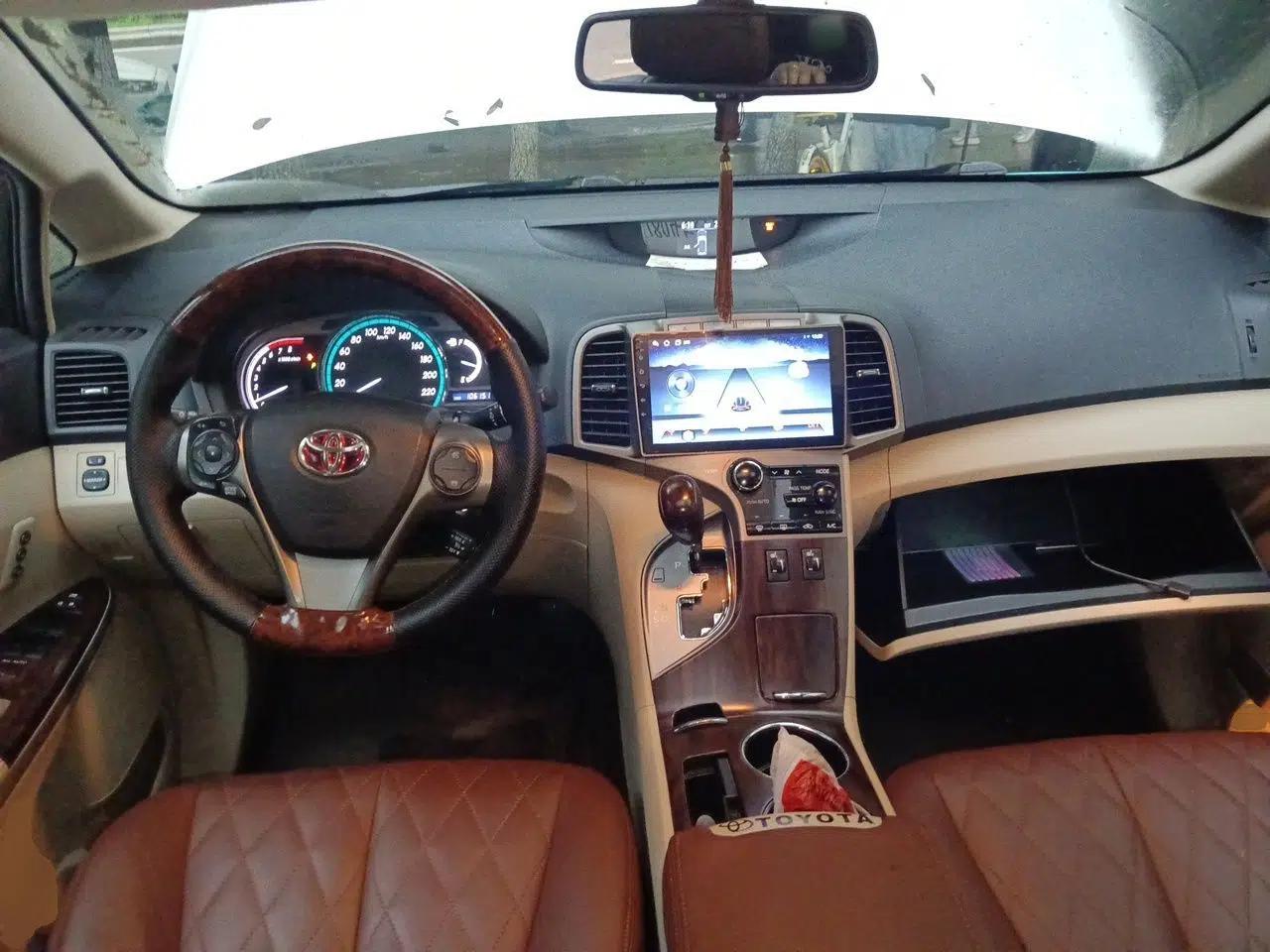 Toyota Venza 2013 2.7L 4x4 Luxury Edition — миниатюра 9