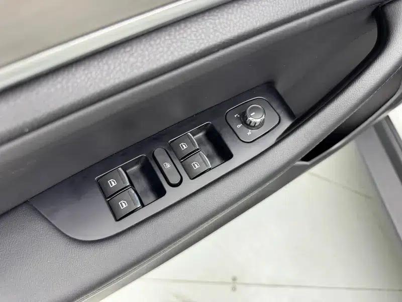 Haval H6 2021 Sport Edition 1.5T Automatic Elite Intelligent Connected Model with U-shaped grille — миниатюра 26