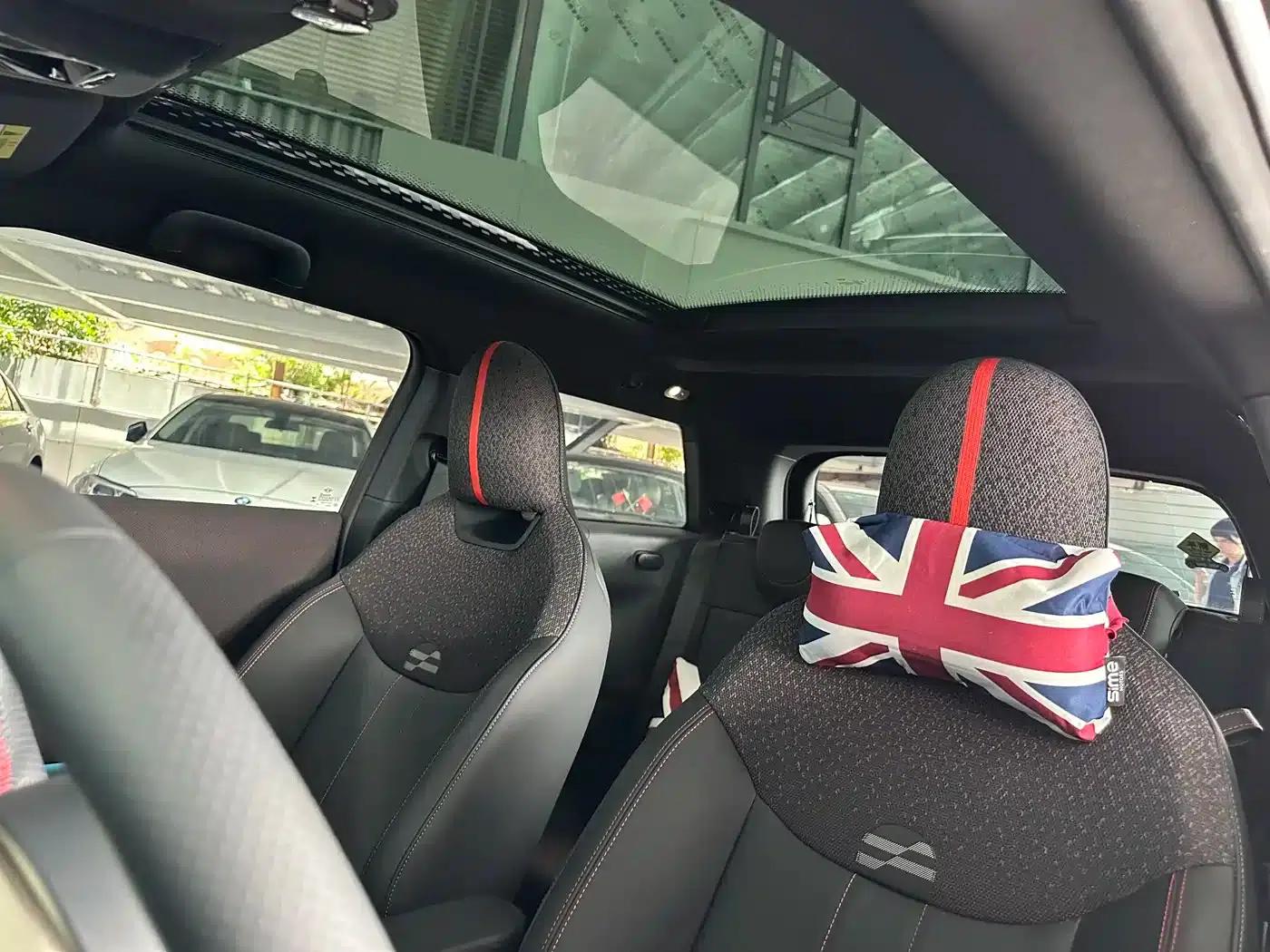 2025 JOHN COOPER WORKS Electric MINI JCW — миниатюра 15