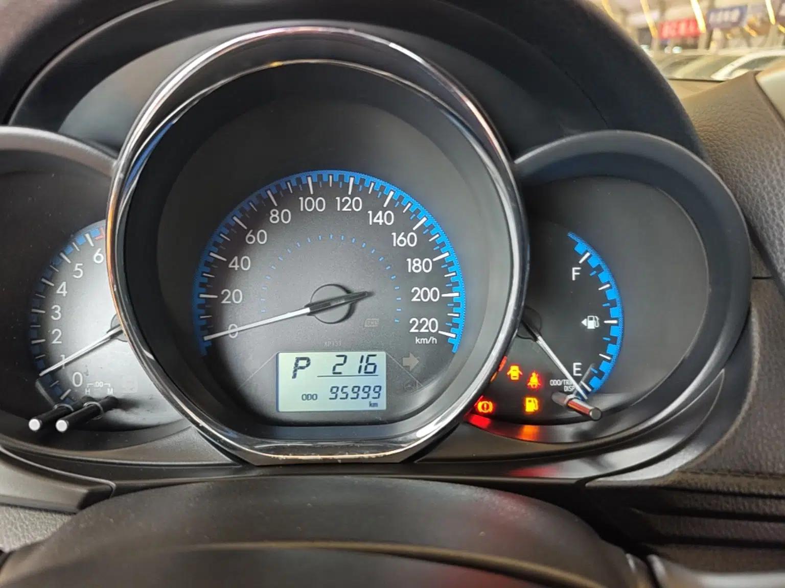 Toyota Vios FS 2017 1.5L CVT Fengchi Edition — миниатюра 19